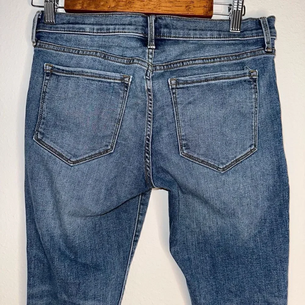 Banana Republic item banana